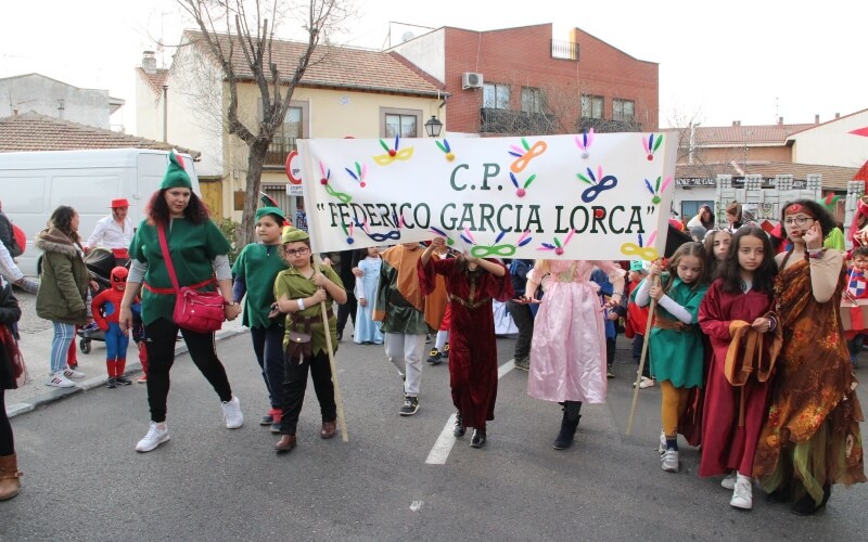 Desfile escolar de Carnaval en La Poveda