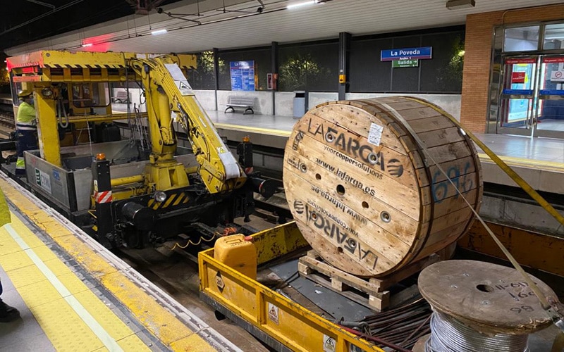 Arrancan las obras de mejora en la catenaria de la línea 9B de Metro entre Puerta de Arganda y Arganda del Rey