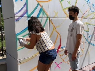 Mural participativo LGTBI en el Paseo de la Misericordia de Arganda del Rey
