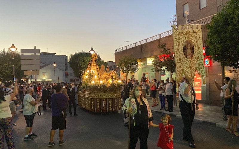 Traslado procesional de la imagen de Nuestra Señora de la Soledad, este sábado 