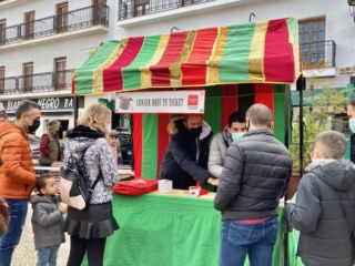 Feria de la Fantas&iacute;a en la plaza de la Constituci&oacute;n de Arganda del Rey