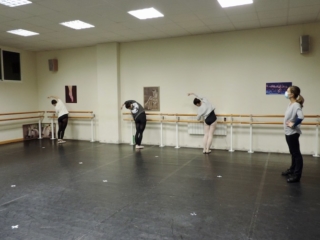 Preparaci&oacute;n Concurso de Danza Movimiento 13, con las alumnas de la EMMD de Arganda