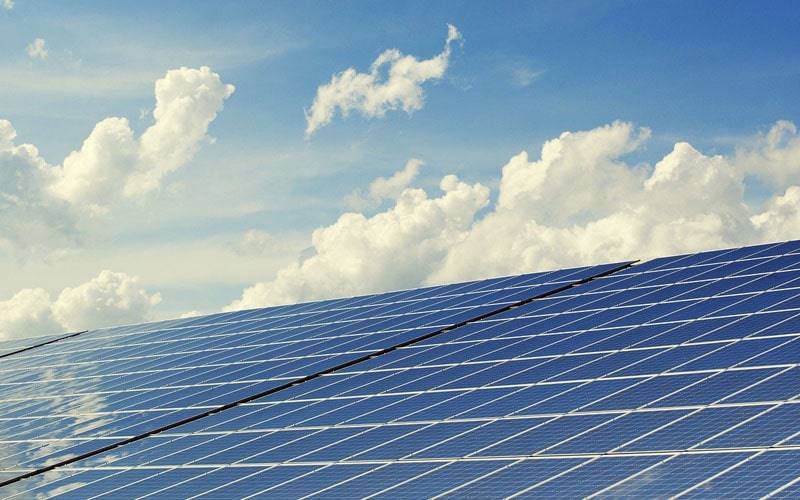 Guillermo Hita: «¿A quién no le gustaría tener una planta fotovoltaica en su término municipal?»