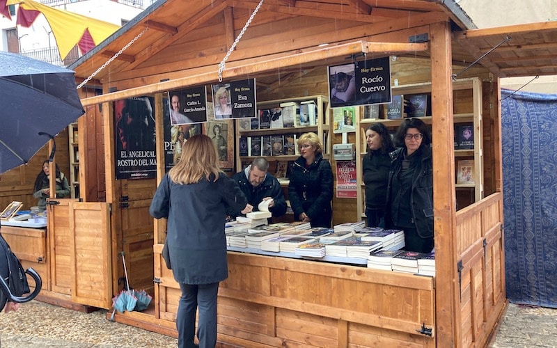 Una treintena de autores participará este fin de semana en la Feria del Libro de Arganda