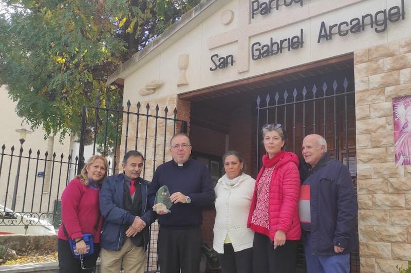 La asociación ‘Actúa por Arganda’ entrega su premio anual al párroco José Manuel