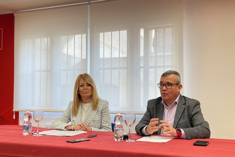 Presentación de Cristina Miguel con el PSOE de Arganda (foto Diario de Arganda) (1)