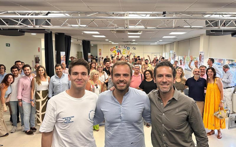 Acto de campaña del PP con Borja Sémper, Alberto Escribano e Ignacio Dancausa (foto: PP de Arganda del Rey)