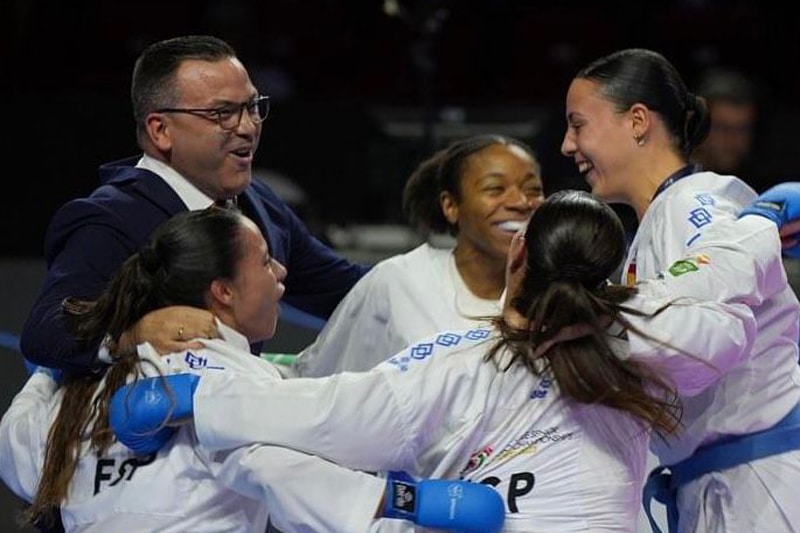 Victoria de la Selección Española femenina de karate en Mundial de Budapest (foto: Iván Leal)