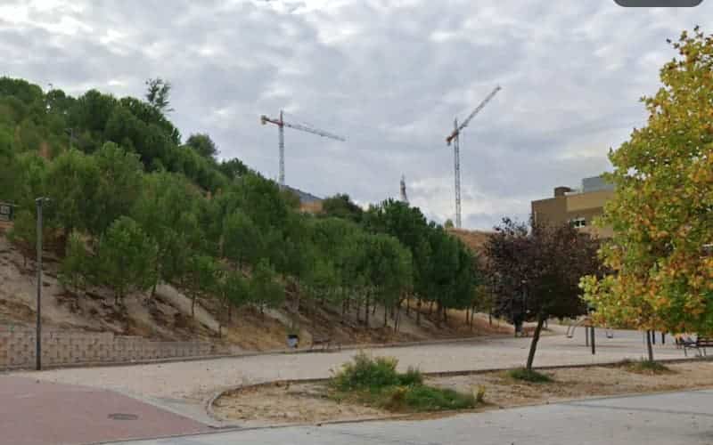 Arganda proyecta una nueva pista de fútbol, baloncesto y voleibol en Parque Europa